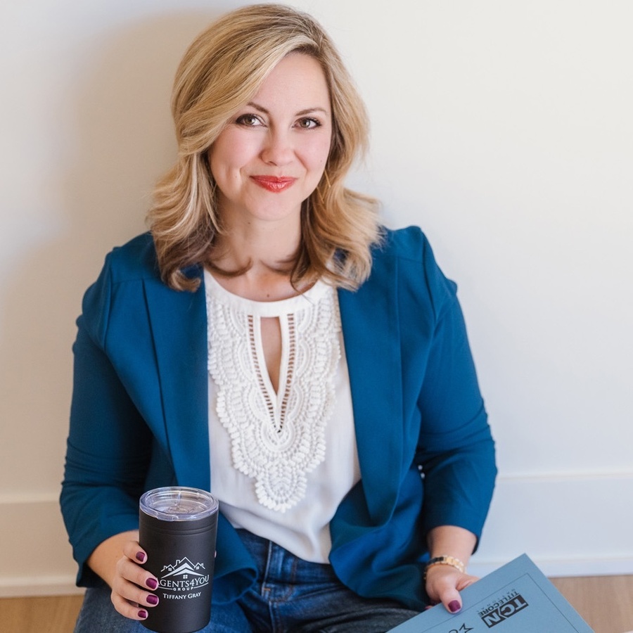 Tiffany Gray Photo